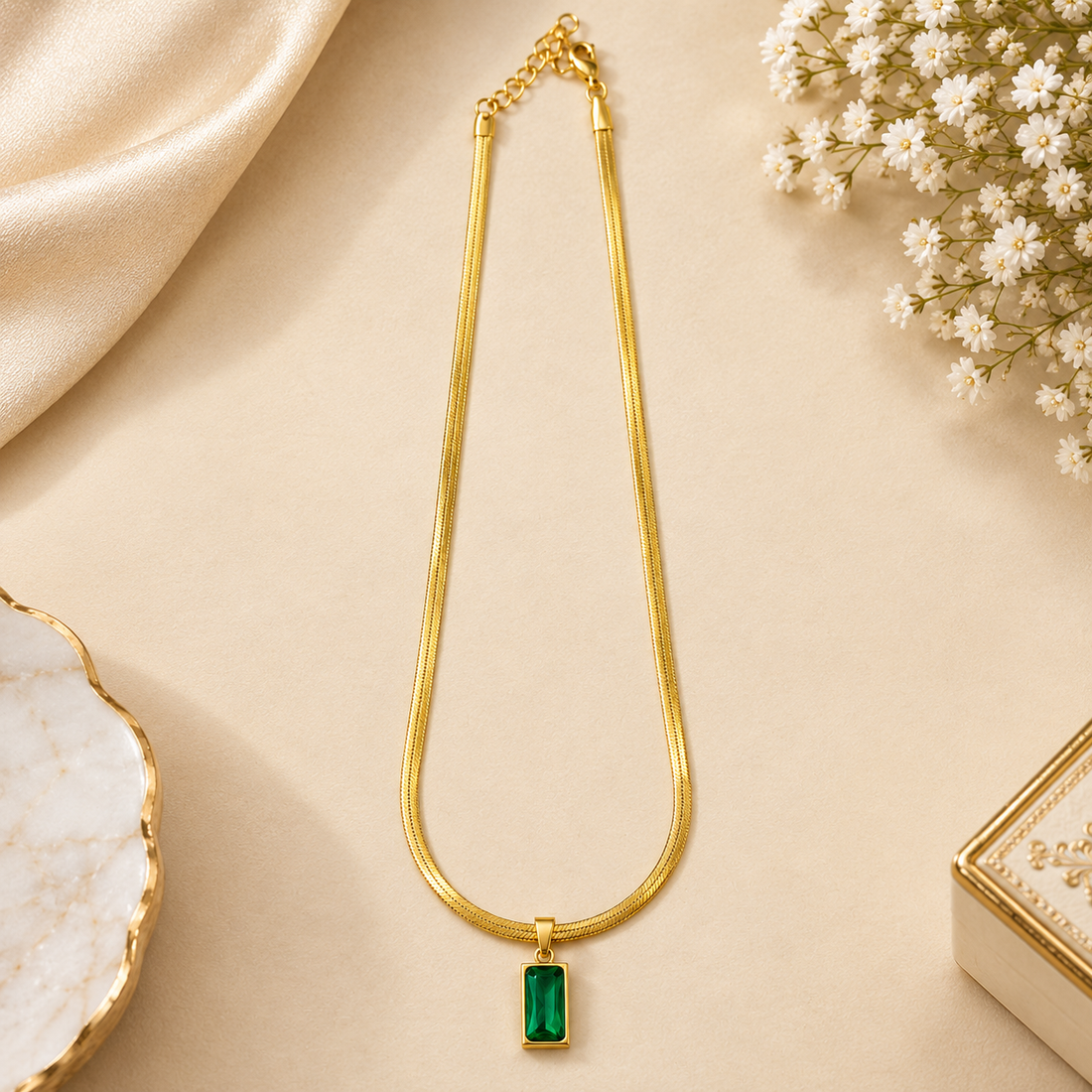 Emerald Green Pendant Jewellery Set