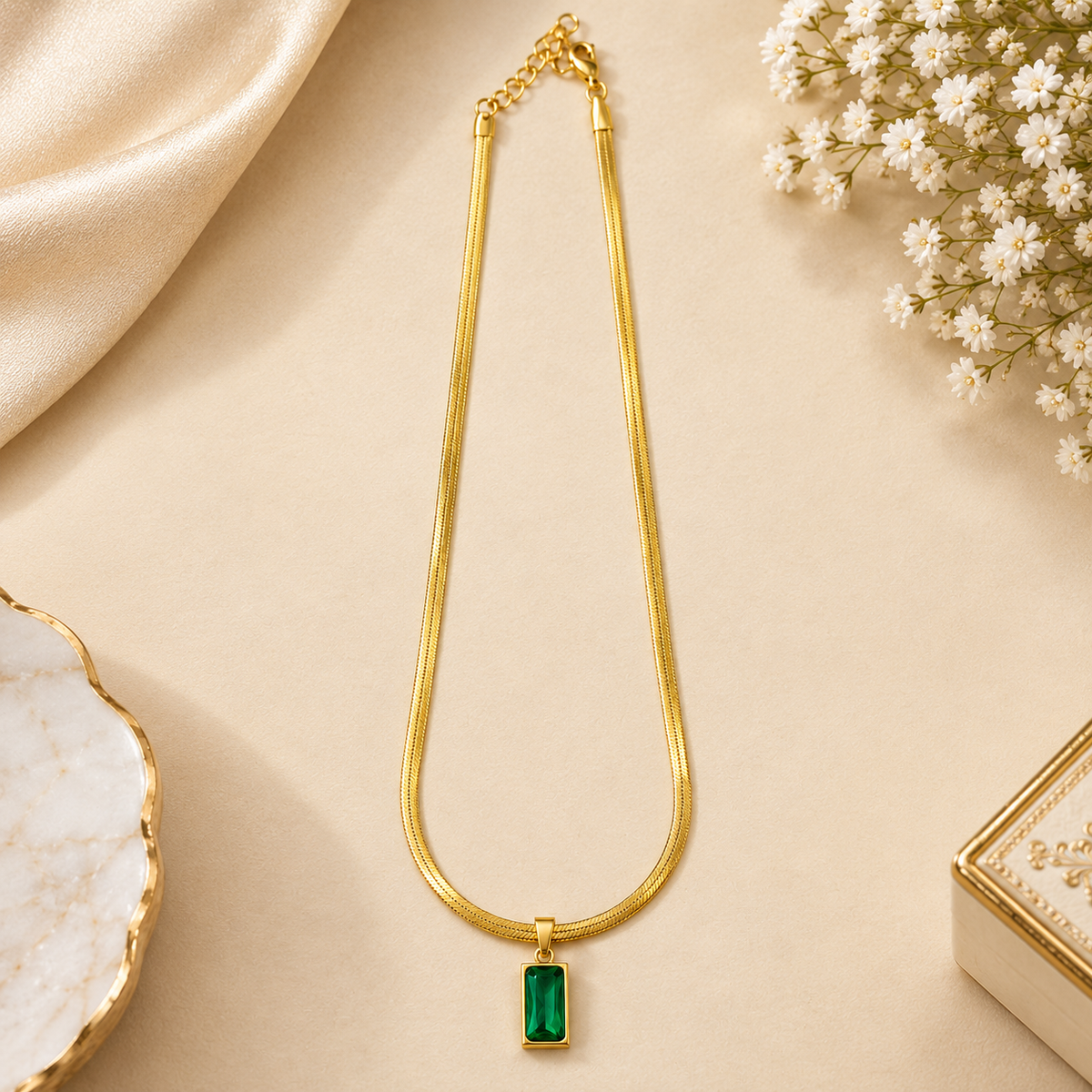 Emerald Green Pendant Jewellery Set