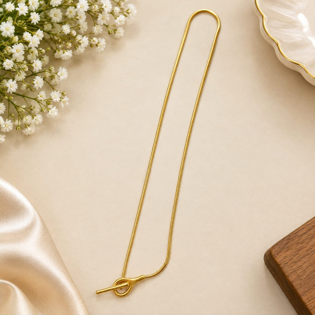 anti tarnish Knot Pendant Necklace